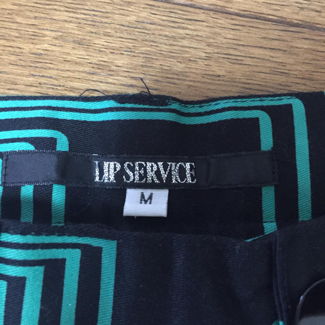 LIP SERVICE(リップサービス)の美品 リップサービス スキニー レディースのパンツ(スキニーパンツ)の商品写真