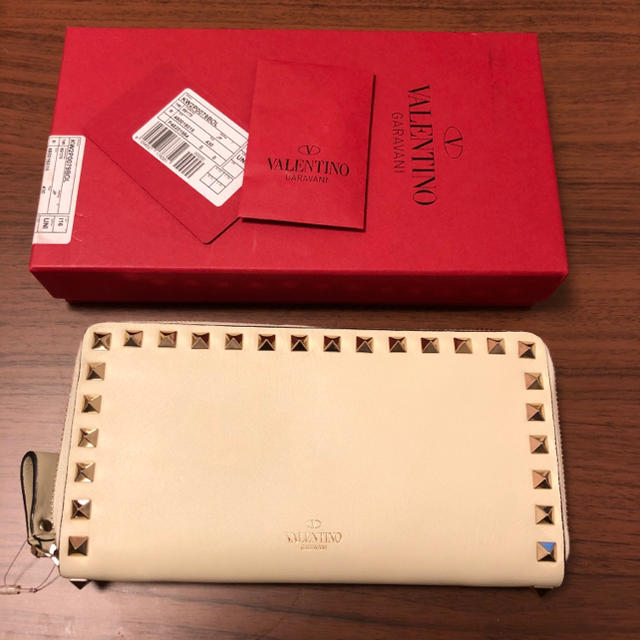 【mikanさま専用新品未使用】VALENTINO 長財布