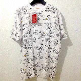 スヌーピー(SNOOPY)の新品❣️スヌーピーだらけのTシャツ 総柄 白 ホワイト トップス(Tシャツ(半袖/袖なし))