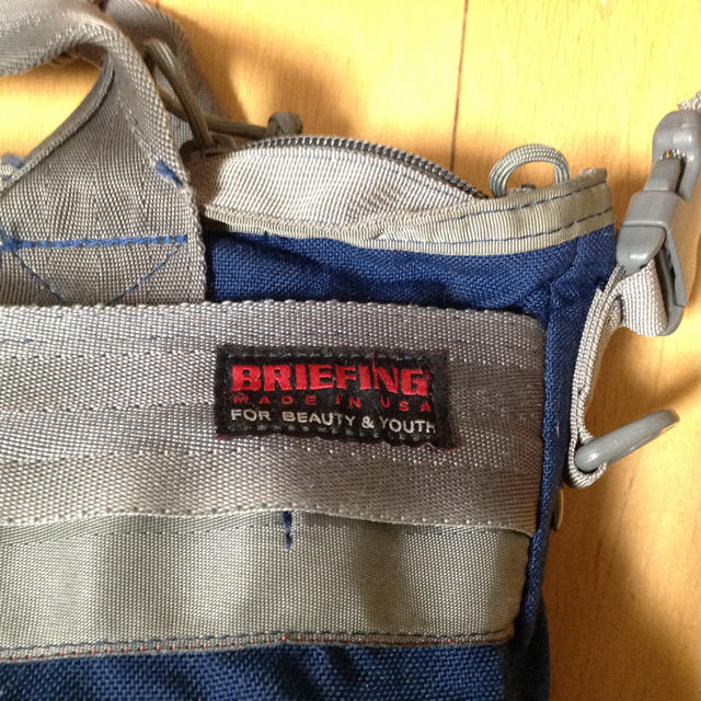 BRIEFING(ブリーフィング)のブリーフィングのビューティアンドユース別注ヘルメットバック メンズのバッグ(ショルダーバッグ)の商品写真
