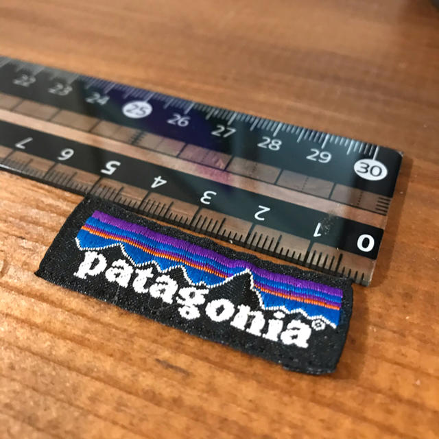 patagonia(パタゴニア)のPatagonia タグ ワッペン　正規品 ハンドメイドの素材/材料(各種パーツ)の商品写真