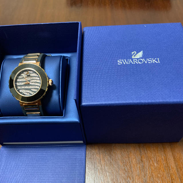 SWAROVSKI(スワロフスキー)のSWAROVSKI 時計 レディースのファッション小物(腕時計)の商品写真
