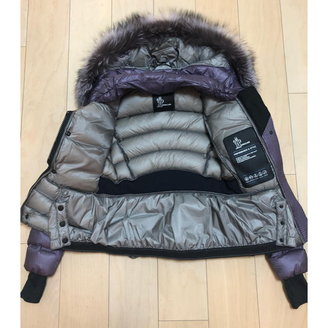 MONCLER(モンクレール)のMONCLER  18AW  GRENOBLE  サイズ00 レディースのジャケット/アウター(ダウンジャケット)の商品写真