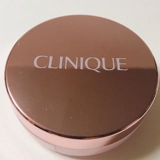 クリニーク(CLINIQUE)のCLINIQUE モイスチャーサージ ハイドレーティング クッション コンパクト(ファンデーション)