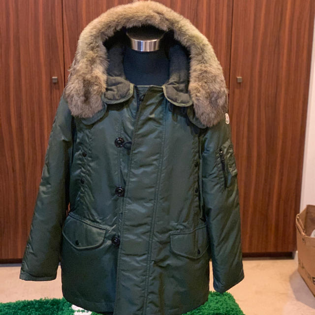 MONCLER モンクレール　サイズ3  カーキ　　リアルファー