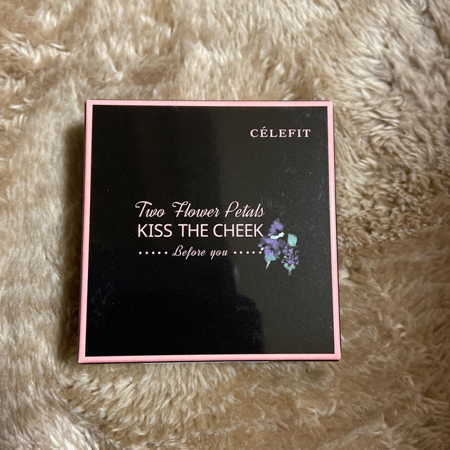 CELEFIT KISS THE CHEEK コスメ/美容のベースメイク/化粧品(チーク)の商品写真