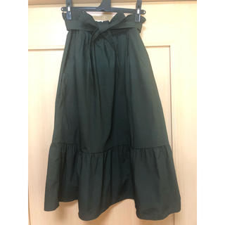 ユニクロ(UNIQLO)のユニクロ　深緑スカート(ひざ丈スカート)