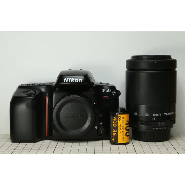 Nikon(ニコン)の豪華3点セット！Nikon F50 スマホ/家電/カメラのカメラ(フィルムカメラ)の商品写真