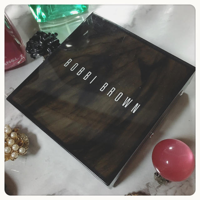 BOBBI BROWN(ボビイブラウン)の【BOBBI BROWN】Smokey Nudes Eye Palette 8色 コスメ/美容のキット/セット(コフレ/メイクアップセット)の商品写真