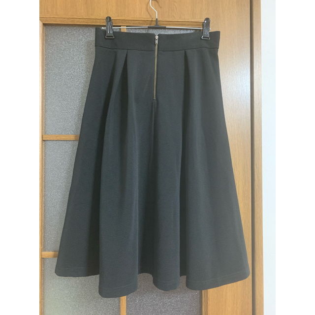 GU(ジーユー)のHana 様専用　　GU 黒フレアスカート　美品 レディースのスカート(ロングスカート)の商品写真