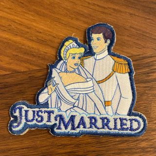 ディズニー(Disney)のアメリカ限定✶シンデレラJust married刺繍ステッカーワッペン(その他)