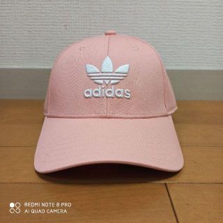 アディダス(adidas)の新品タグ付き　アディダス　キャップ　帽子　男女兼用(キャップ)