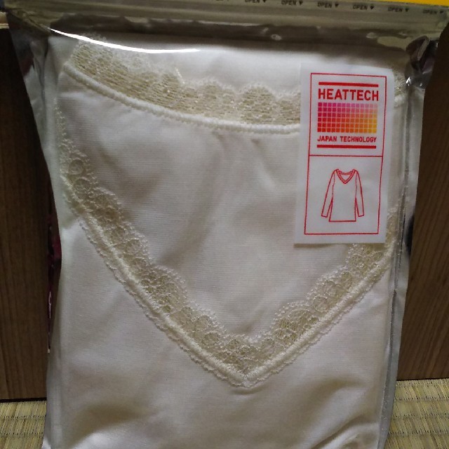 ユニクロ　ヒートテック8分袖 メンズのトップス(Tシャツ/カットソー(七分/長袖))の商品写真