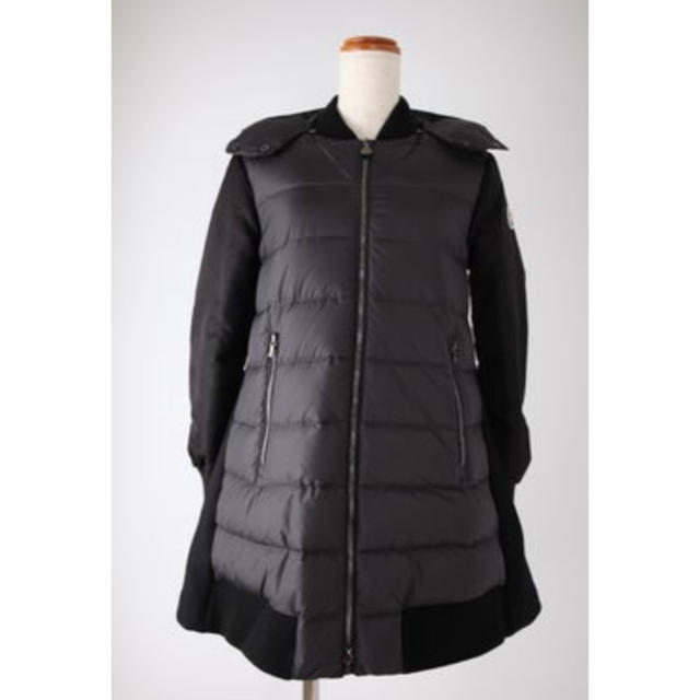 MONCLER(モンクレール)のMONCLERモンクレールBLOIS 12A チャコール（ブラック） レディースのジャケット/アウター(ダウンジャケット)の商品写真