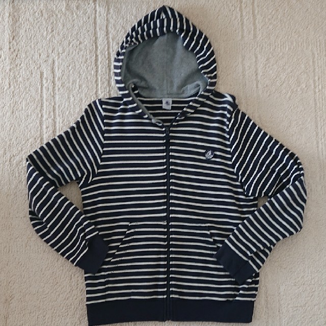 PETIT BATEAU(プチバトー)のプチバトー パーカー 男の子 160㎝ キッズ/ベビー/マタニティのキッズ服男の子用(90cm~)(ジャケット/上着)の商品写真