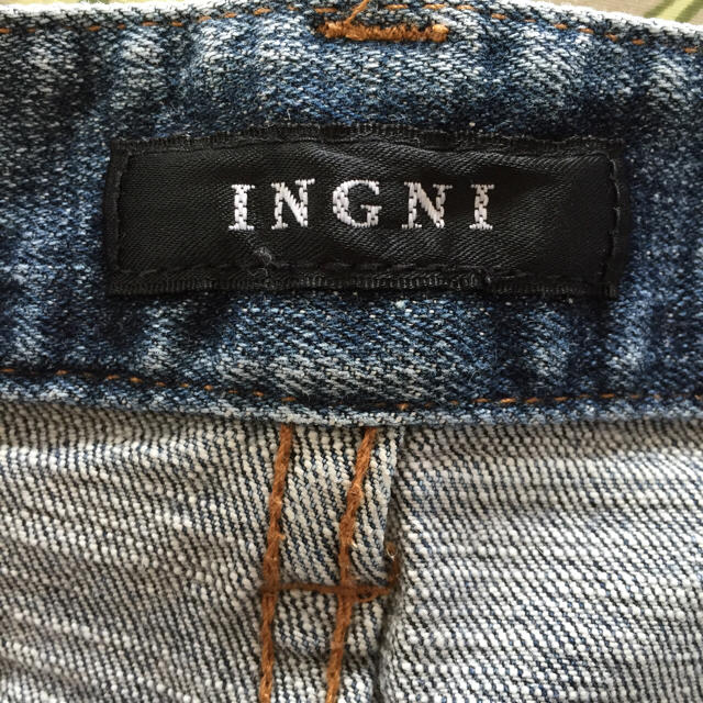 INGNI(イング)のジーンズタイトスカート レディースのスカート(ひざ丈スカート)の商品写真