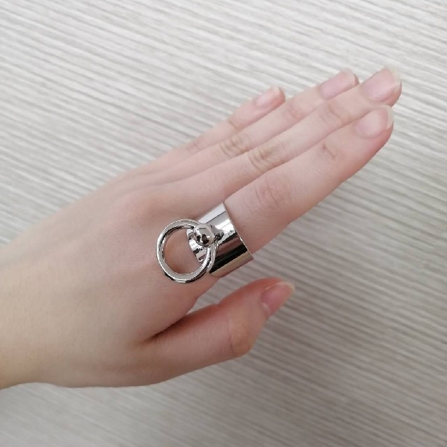 リング付きリング　フリーサイズリング メンズのアクセサリー(リング(指輪))の商品写真