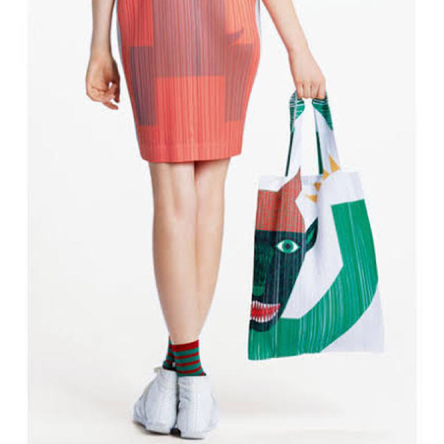 PLEATS PLEASE ISSEY MIYAKE(プリーツプリーズイッセイミヤケ)の新品未使用 プリーツプリーズ 永井一正 コラボ バック レディースのバッグ(ハンドバッグ)の商品写真