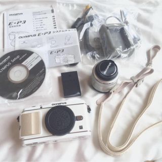 オリンパス(OLYMPUS)の大幅値下げ OLYMPUS PEN ミラーレス(ミラーレス一眼)