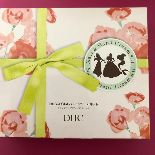 DHC(ディーエイチシー)のDHC ネイル&ハンドクリームキット　 コスメ/美容のキット/セット(その他)の商品写真