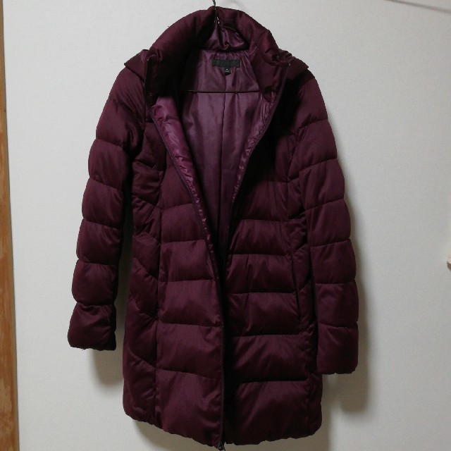 UNIQLO - ダウンコート M ワインレッドの通販 by まるちゃん UNIQLO - ダウンコート M ワインレッドの通販 by まるちゃん