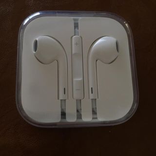 iPhone6plus付属品🎧イヤホン(ヘッドフォン/イヤフォン)