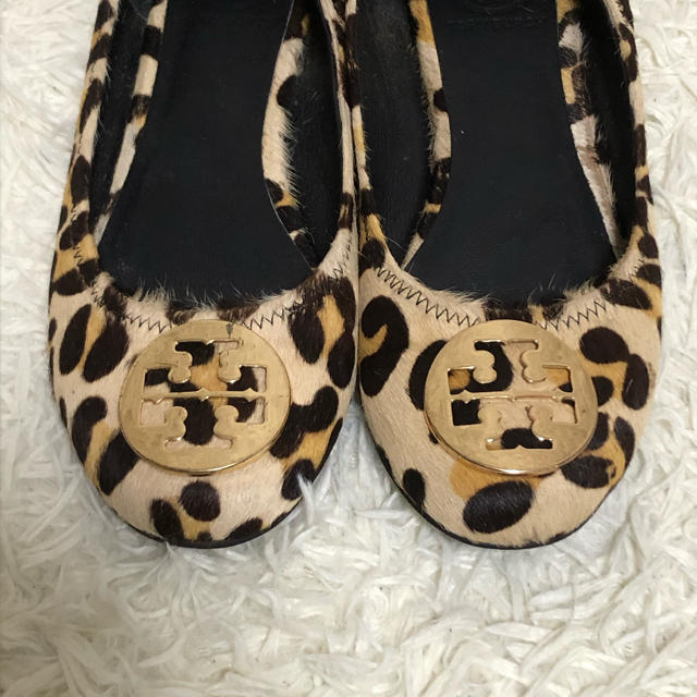 Tory Burch(トリーバーチ)の専用　　　　　TORY BURCH フラットシューズ　ヒョウ柄　総柄 レディースの靴/シューズ(スリッポン/モカシン)の商品写真