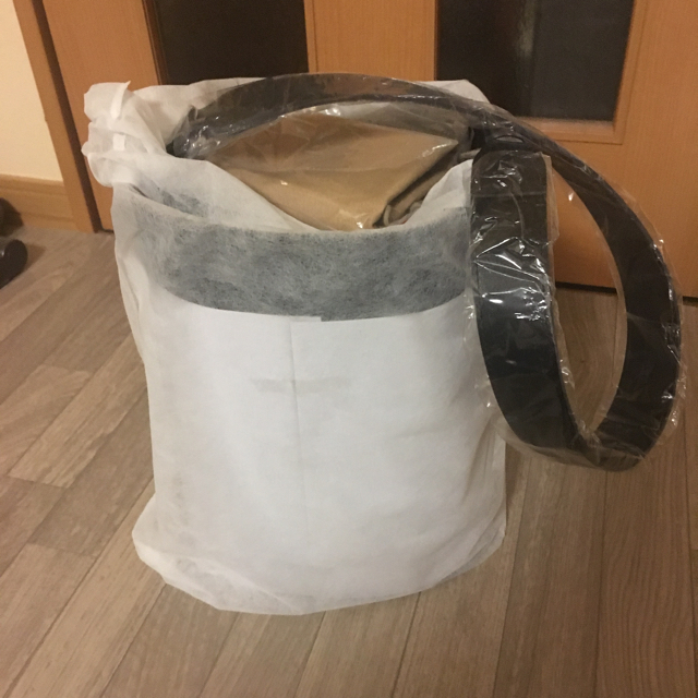 Shel'tter ORIGINAL(シェルターオリジナル)のRIM.ARK  Leather bucket bag  新品未使用 レディースのバッグ(ショルダーバッグ)の商品写真