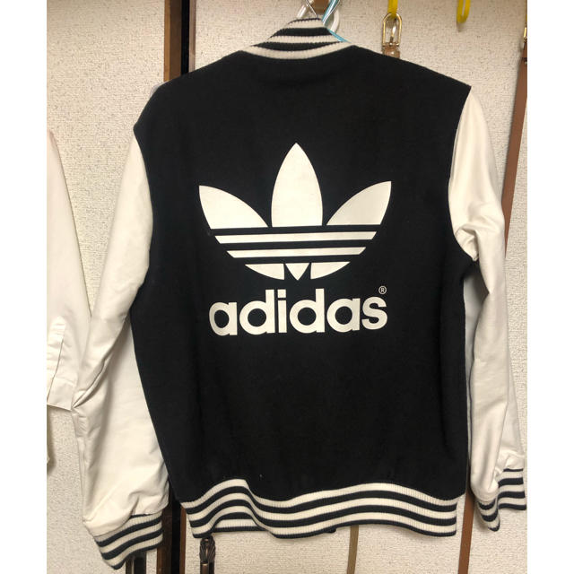 adidas(アディダス)の年末大SALE アディダスオリジナルス♡スタジャン レディースのジャケット/アウター(スタジャン)の商品写真