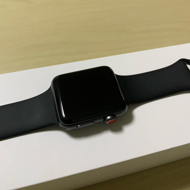 Apple Watch(アップルウォッチ)のApple Watch series3 42mm GPS＋Cellularモデル メンズの時計(腕時計(デジタル))の商品写真