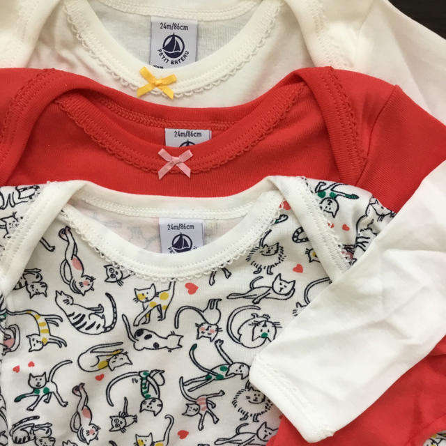 PETIT BATEAU(プチバトー)の【おさかな様専用】12m   キッズ/ベビー/マタニティのキッズ服女の子用(90cm~)(下着)の商品写真