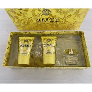 ヴェルサーチ(VERSACE)のヴェルサーチ  イエローダイヤモンド DX ミニコフレ(香水(女性用))