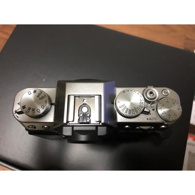富士フイルム(フジフイルム)のtuananh 様専用 Fujifilm X-T30 シルバー 極美品 保証有 スマホ/家電/カメラのカメラ(ミラーレス一眼)の商品写真