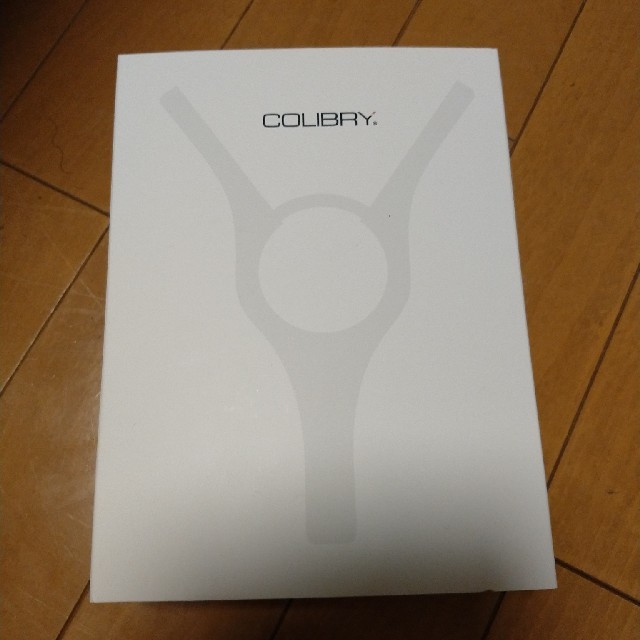 スレッディング脱毛器「COLIBRY」

ブラック×ゴールド