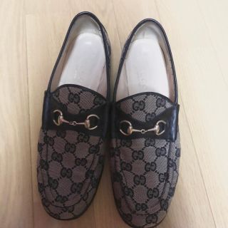 ルイヴィトン ダミエ 長財布 偽物 見分け方グッチ - Gucci - グッチ ローファーの通販