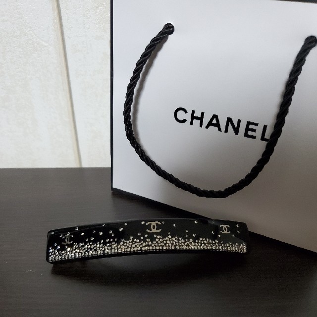 ＊CHANEL　バレッタ＊