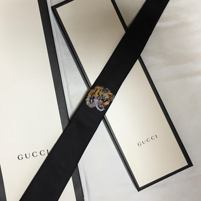グッチ バッグ 偽物わかる | Gucci - GUCCI ネクタイ 虎　【最終価格】の通販 by 轟's shop