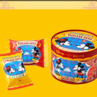 ディズニー(Disney)のショコラサンド12枚入りと、　　　　パンケーキサンド4つ入り(菓子/デザート)