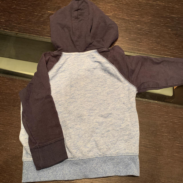 babyGAP(ベビーギャップ)のＧＡＰトレーナー キッズ/ベビー/マタニティのベビー服(~85cm)(トレーナー)の商品写真