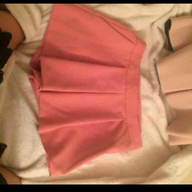 ZARA(ザラ)の鮮やかピンク♡ スカート キュロット レディースのスカート(ミニスカート)の商品写真