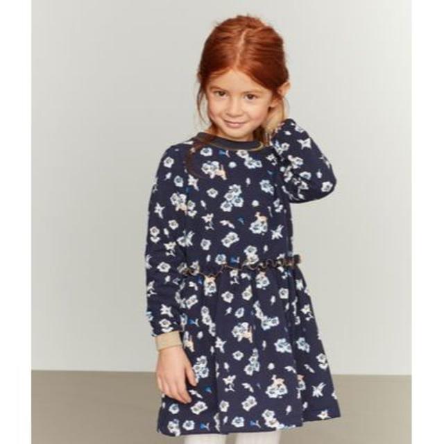 PETIT BATEAU(プチバトー)の19AW☆5ans プチバトー プリントブルースウェットワンピース キッズ/ベビー/マタニティのキッズ服女の子用(90cm~)(ワンピース)の商品写真