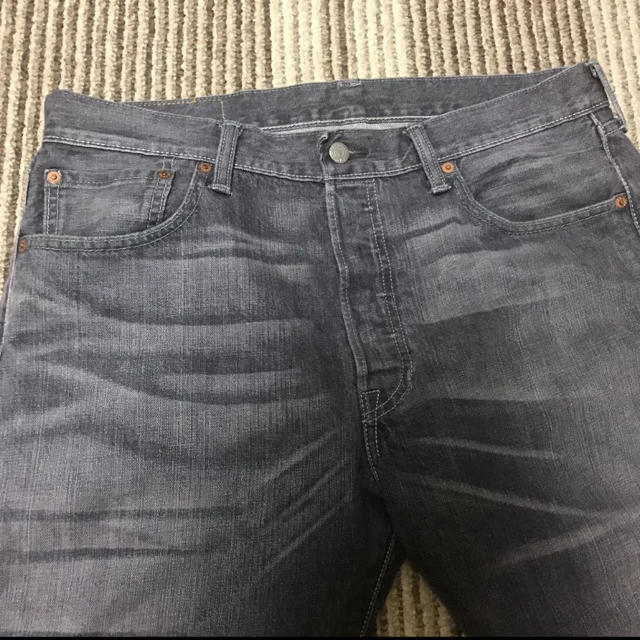 Levi's(リーバイス)の超美品　デニムジーンズ　リーバイス501 W34 L32 メンズのパンツ(デニム/ジーンズ)の商品写真