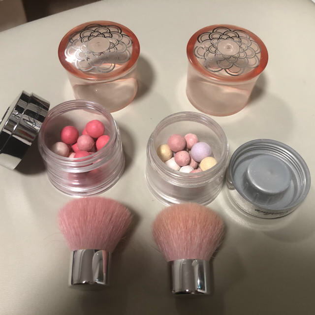 GUERLAIN(ゲラン)のゲランメテオリットトラベリングパールズ コスメ/美容のベースメイク/化粧品(フェイスパウダー)の商品写真