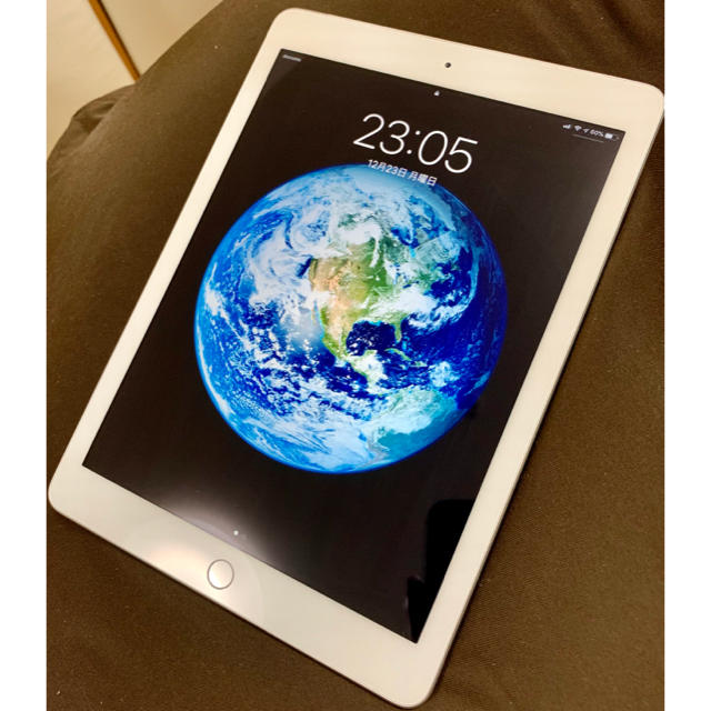 iPad 第6世代 32GB シルバー SIMフリー