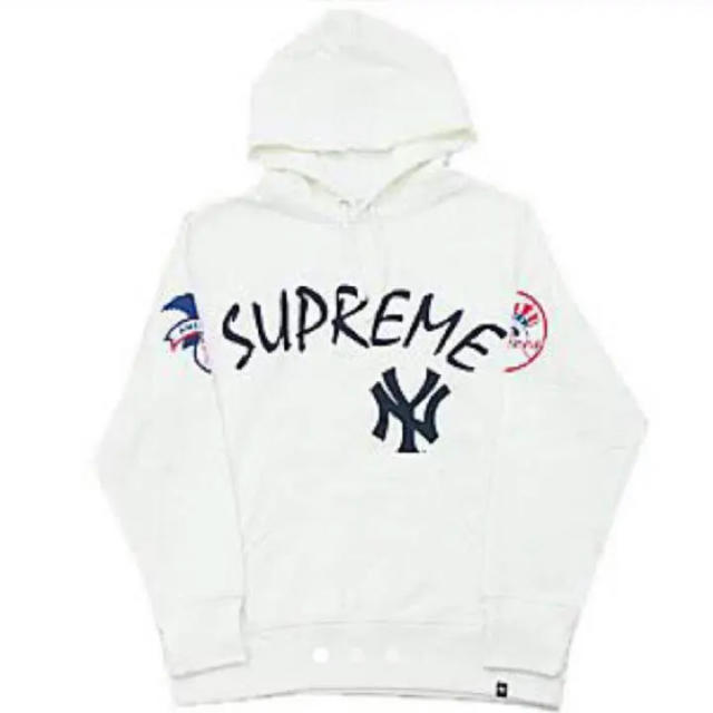 supreme × new york yankees hoodie