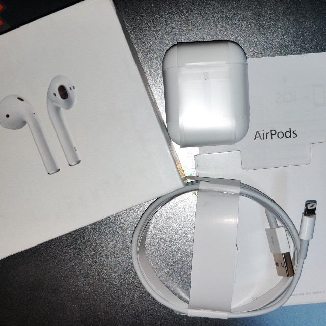 AP2 (AirPods 2モデル)