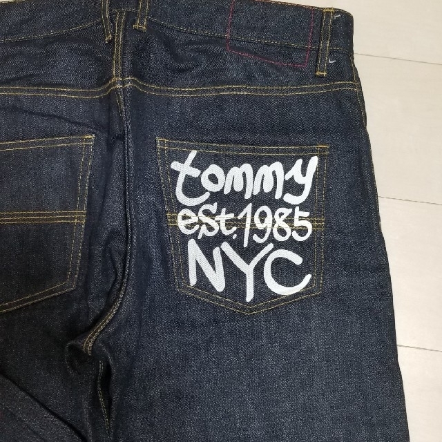 TOMMY(トミー)のTommy　ペイントデニム　Mサイズ　メンズ メンズのパンツ(デニム/ジーンズ)の商品写真