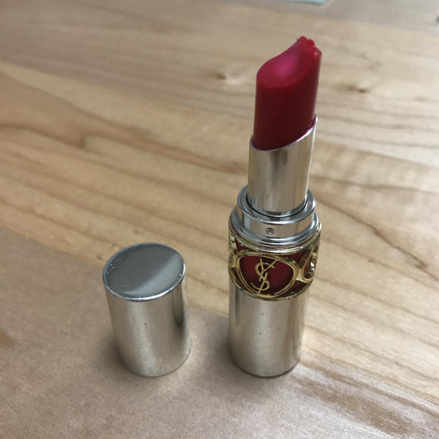 Yves Saint Laurent Beaute(イヴサンローランボーテ)のYSLイヴサンローラン 口紅 コスメ/美容のベースメイク/化粧品(口紅)の商品写真