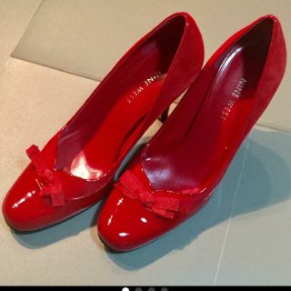 ナインウエスト(NINE WEST)のNINE WEST ❤️新品❤️ 赤パンプス(ハイヒール/パンプス)