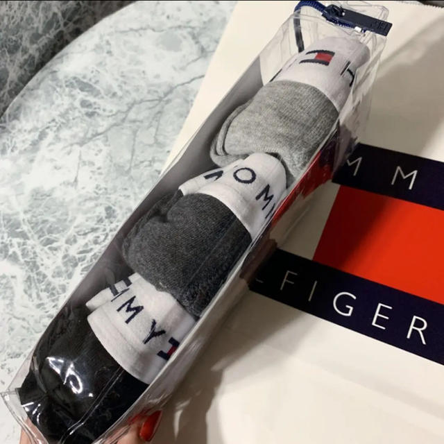 TOMMY HILFIGER(トミーヒルフィガー)の新品未使用！トミーヒルフィガー　ボクサーパンツ  Sサイズ　3枚セット 02 メンズのアンダーウェア(ボクサーパンツ)の商品写真